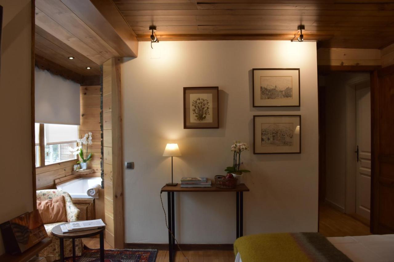 Hotel Val De Ruda Baqueira Beret Eksteriør billede