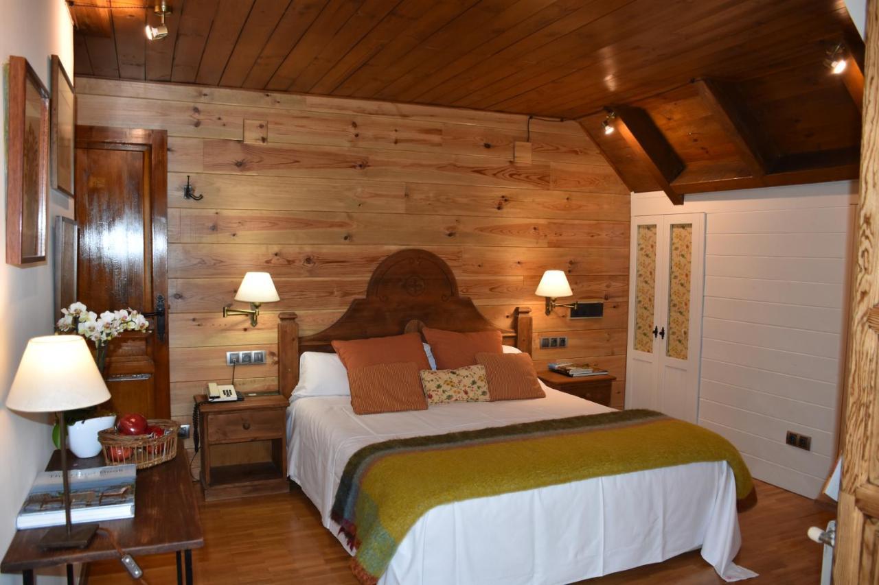 Hotel Val De Ruda Baqueira Beret Eksteriør billede