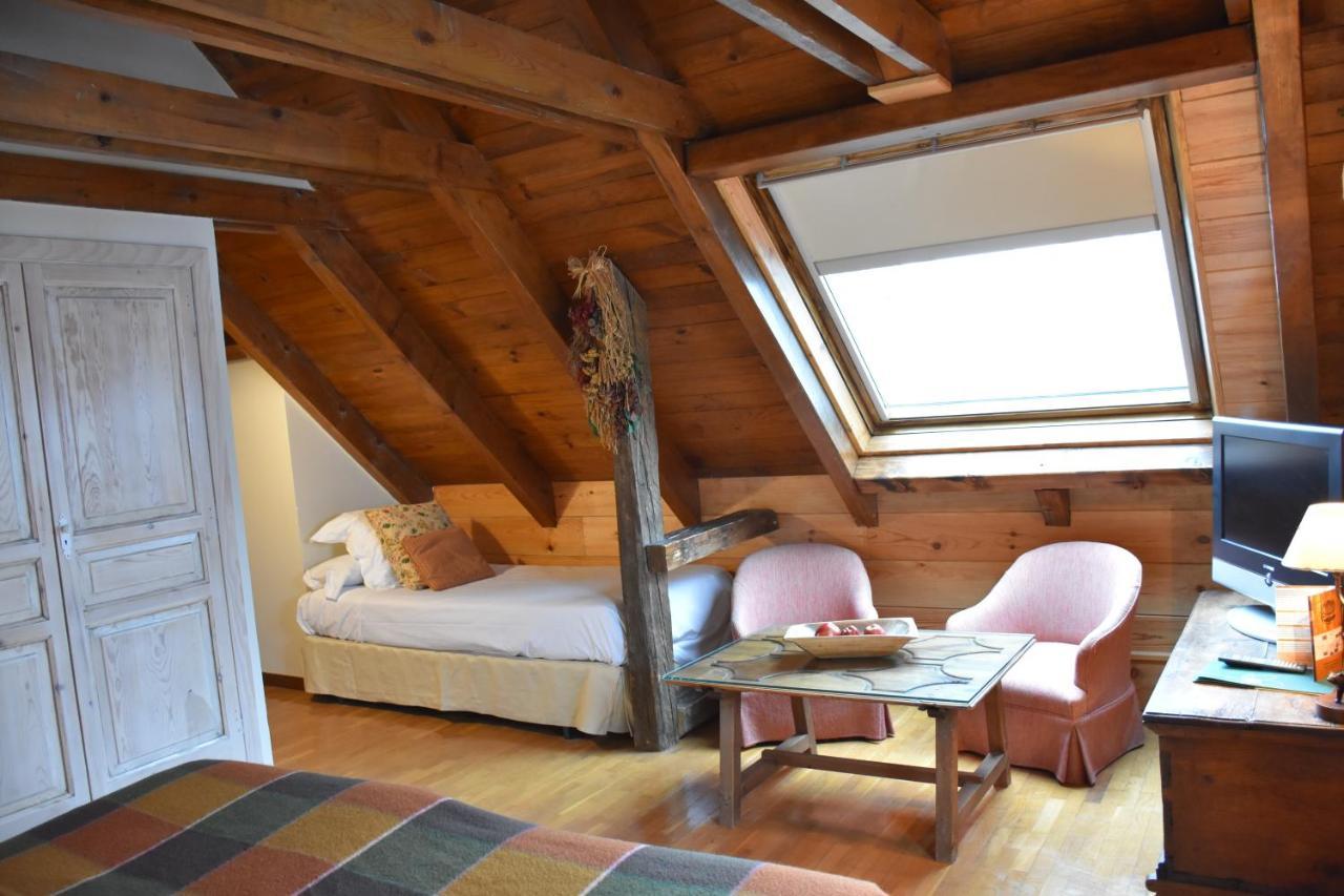 Hotel Val De Ruda Baqueira Beret Eksteriør billede