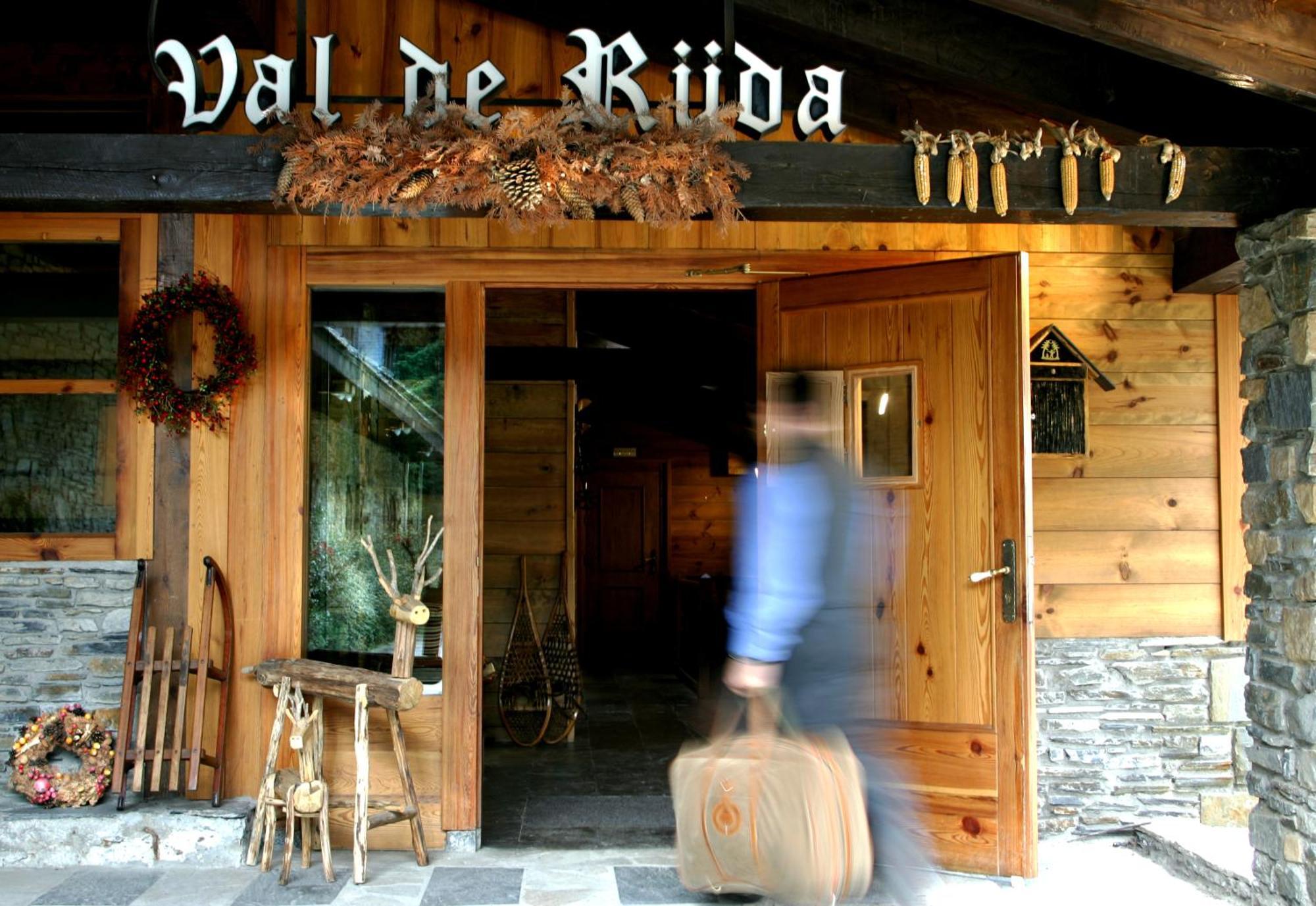 Hotel Val De Ruda Baqueira Beret Eksteriør billede