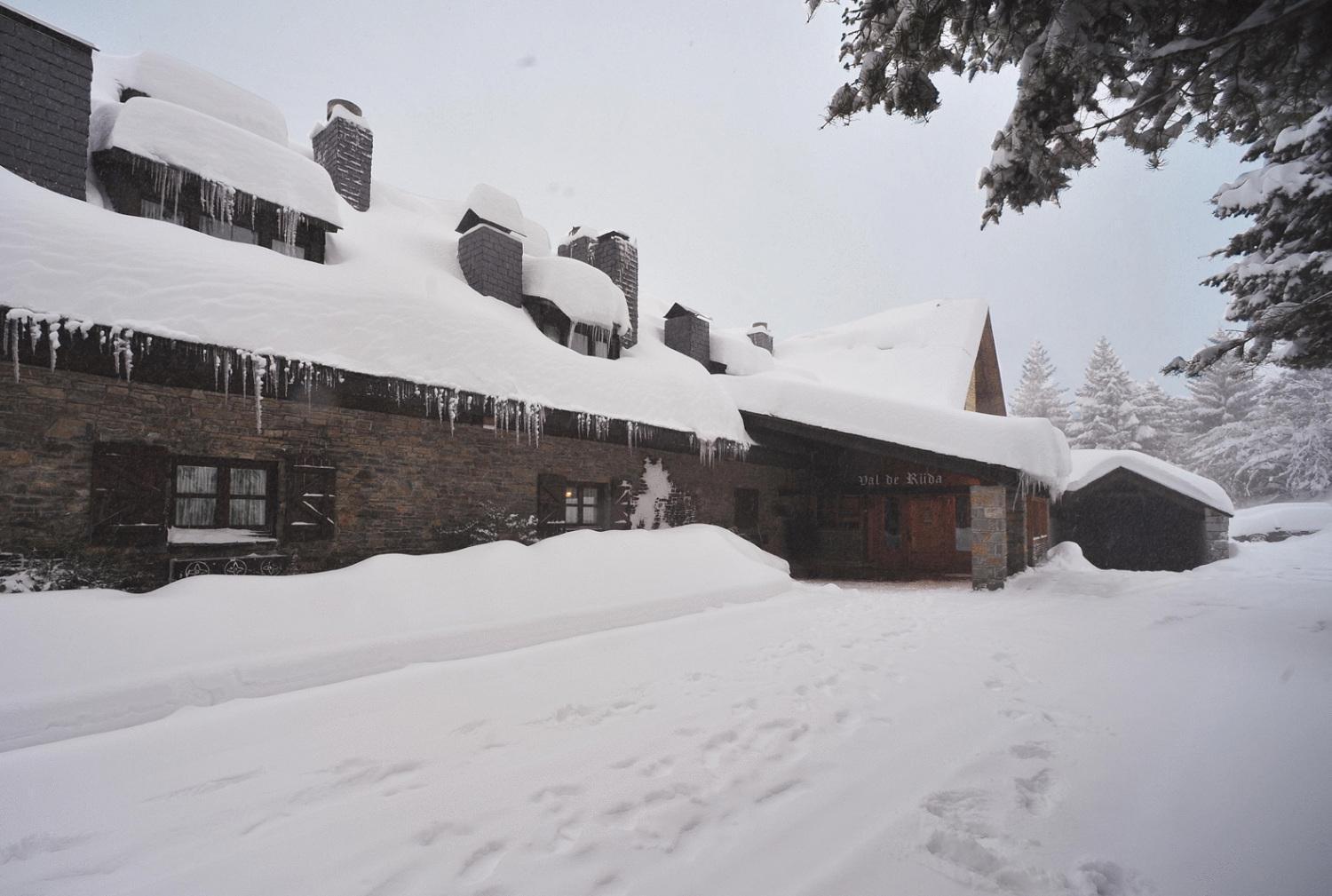 Hotel Val De Ruda Baqueira Beret Eksteriør billede